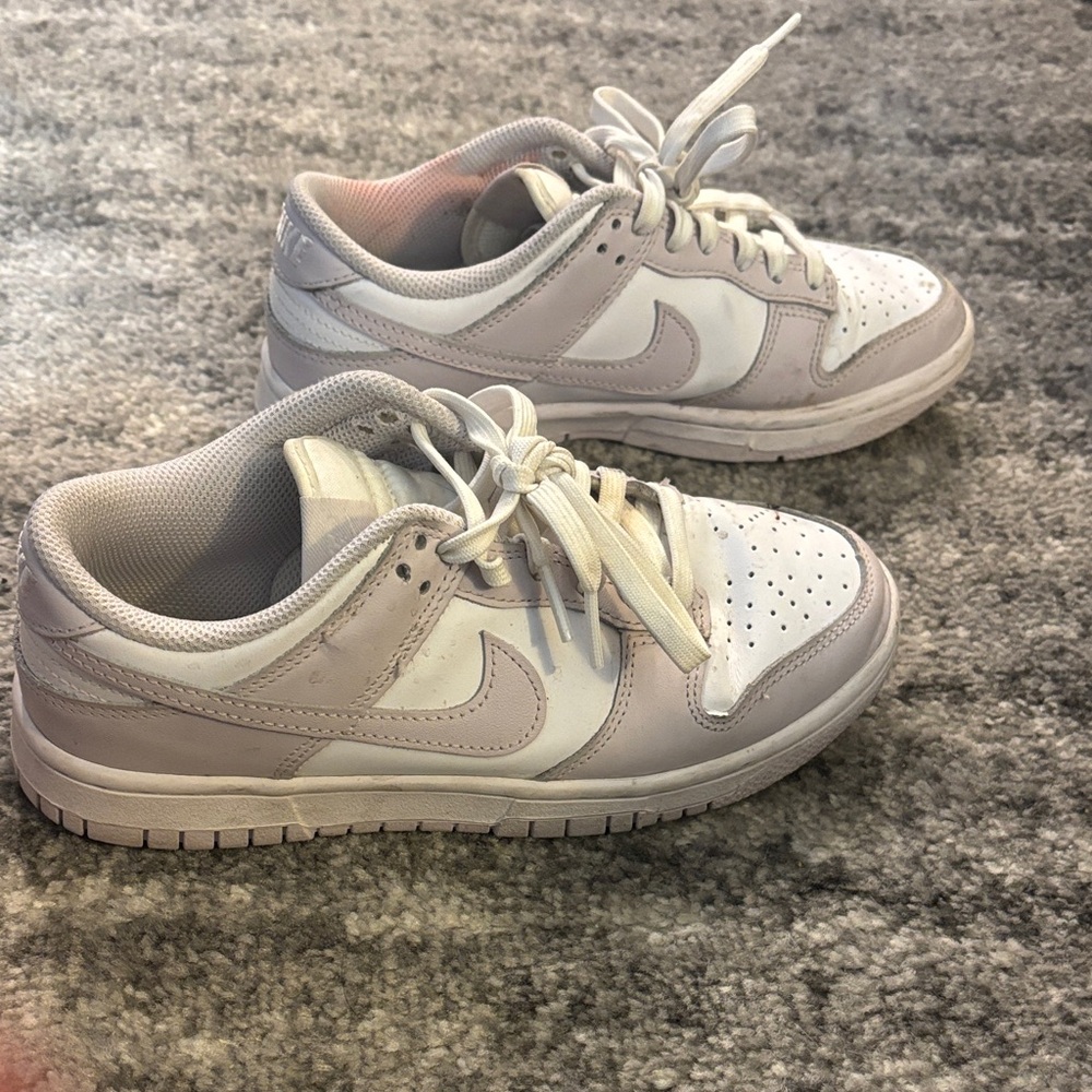 Nike Women's White and Light Gray Sneakers